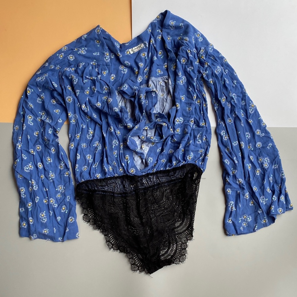 Daisy Blue Bodysuit with Lace Detail